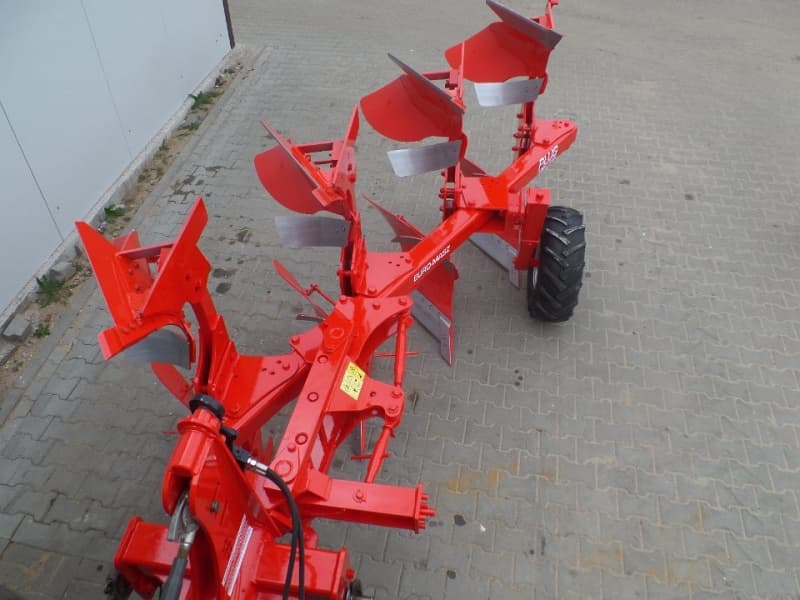 تصویر 2 از گاوآهن دوطرفه با سازوکار برگشت همزمان تیغه ها